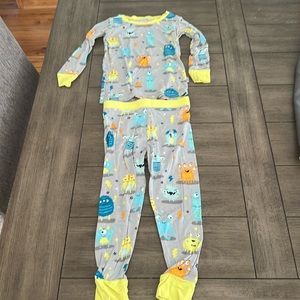 Little Sleepies 2 piece pjs